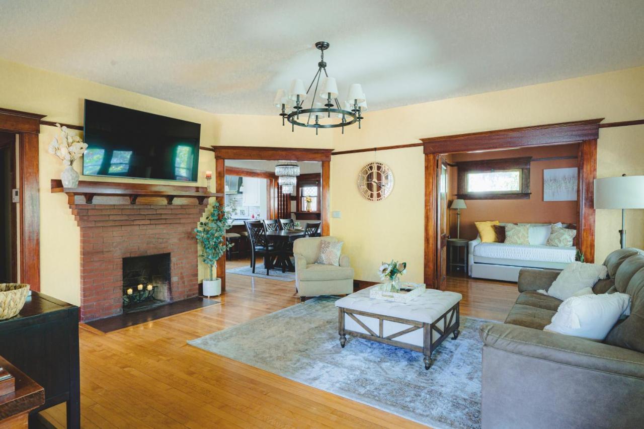 فيلا 1907 Stone House - King Bed, Office, Crib, Toys سان دييغو المظهر الخارجي الصورة